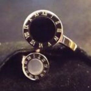 DESIGNER "C" ROMAN NUMERAL MOP & ONYX BYPASS CIRCLES ROSEGOLD CLAD SZ 7 RING 5